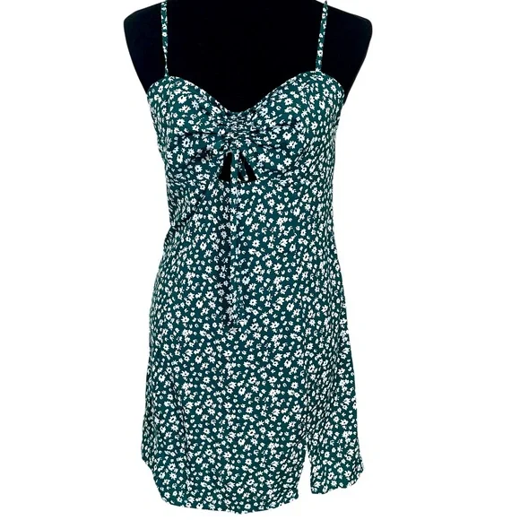 SHEIN | Dresses | Shein Green Floral Mini Dress | Poshmark